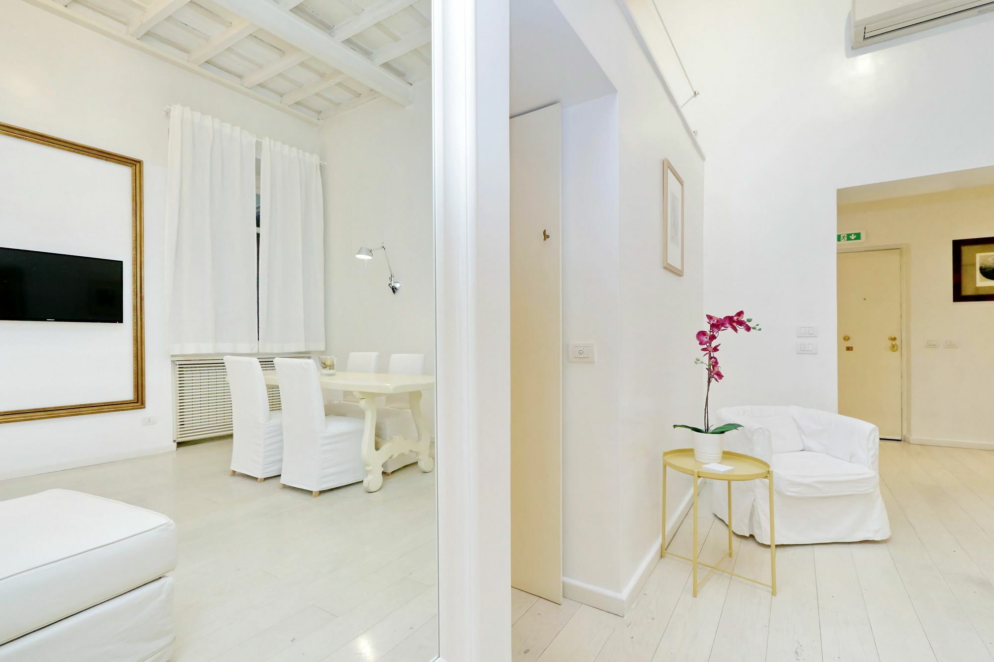 Triton Place Рим Экстерьер фото